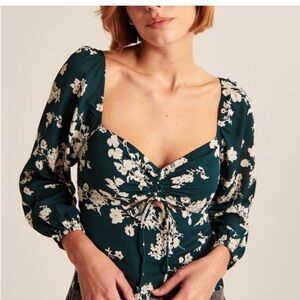 Abercrombie & Fitch Dark Green Floral long sleeve top. New with tags Size medium